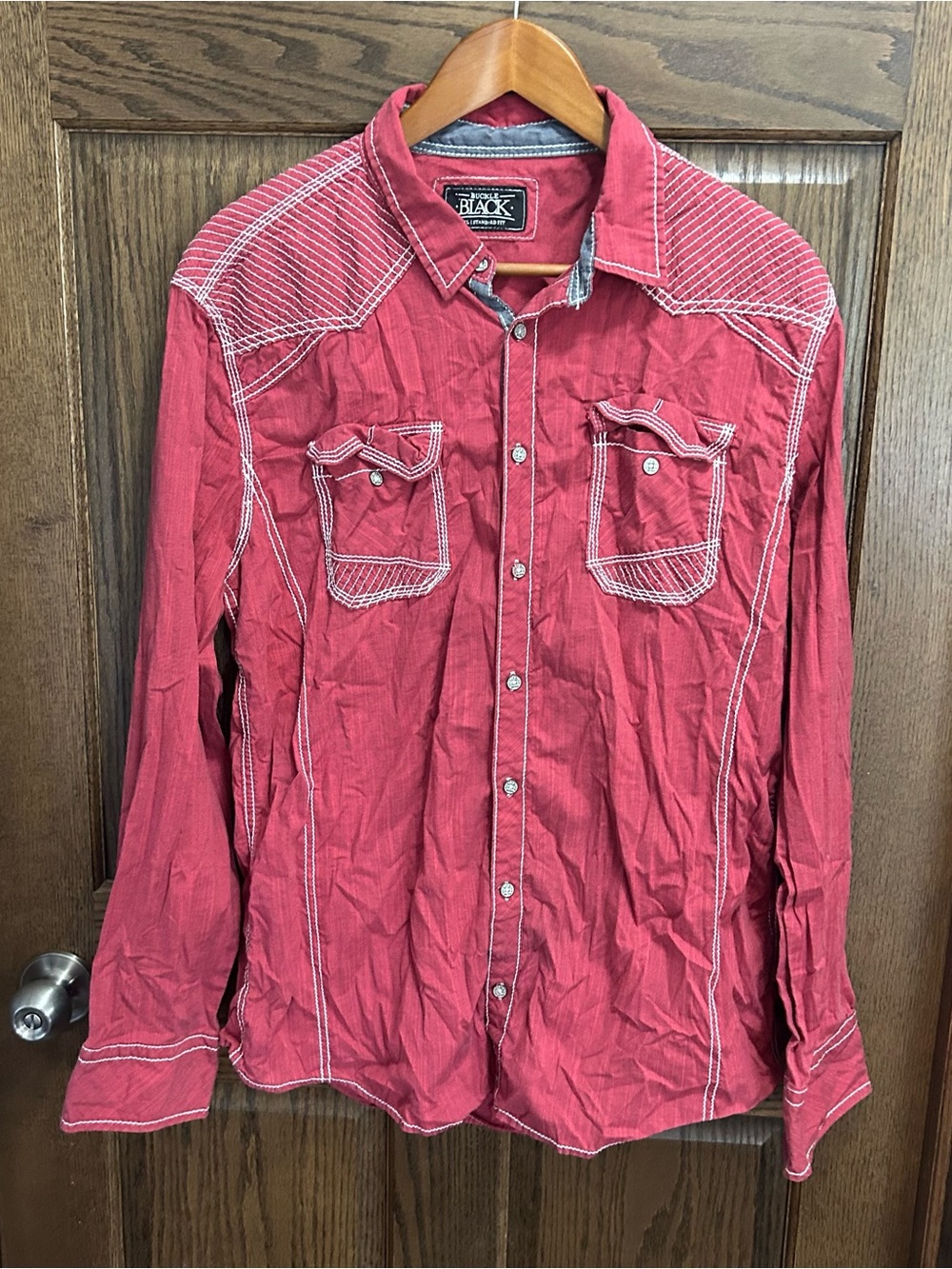 Buckle Men’s Red Button-Down Western Shirt with Contrast Stitching